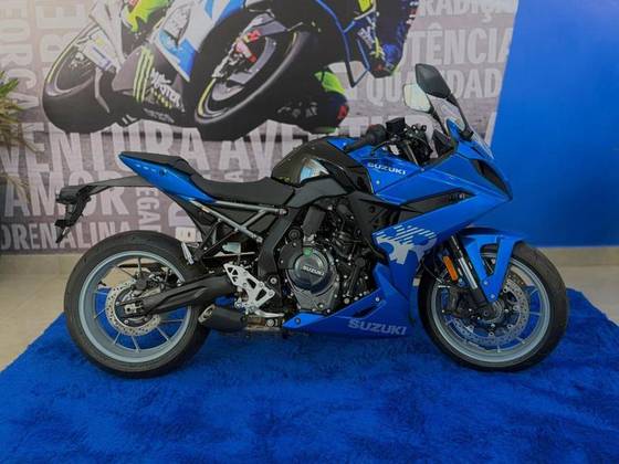 SUZUKI GSX-8R SUZUKI GSX-8R